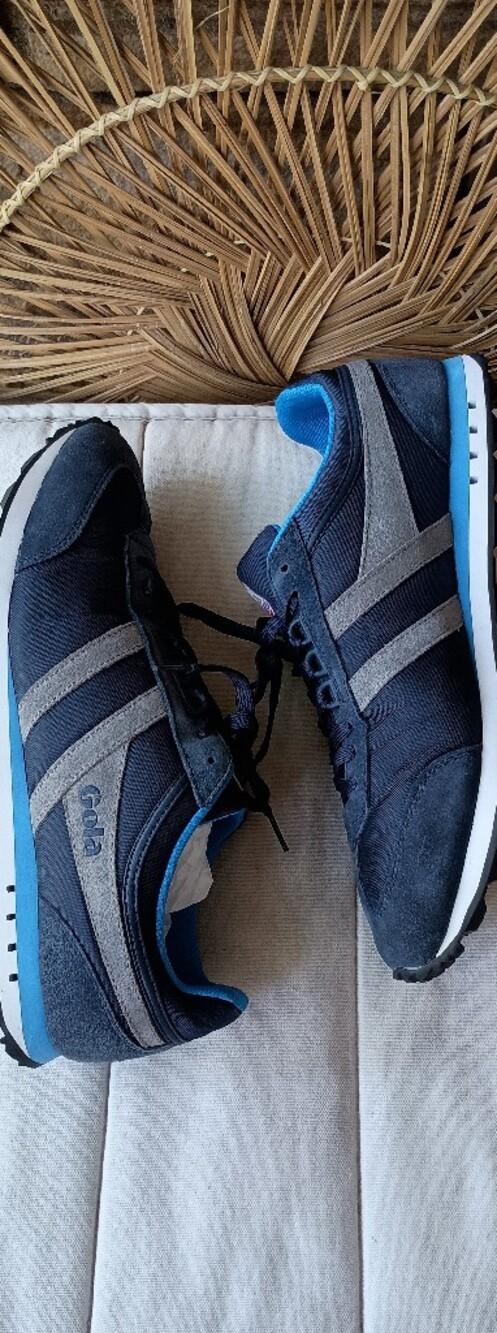 Gola Navy Blue Suede Runner Sneakers_12